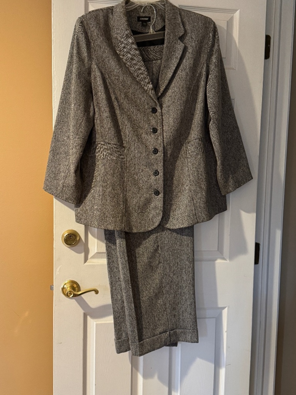 Plus size women’s pantsuit